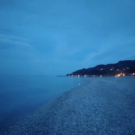 To Kalivi 아파트 코레프토