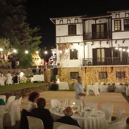 아파트 To Kalivi 코레프토