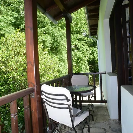 To Kalivi * 霍里顿