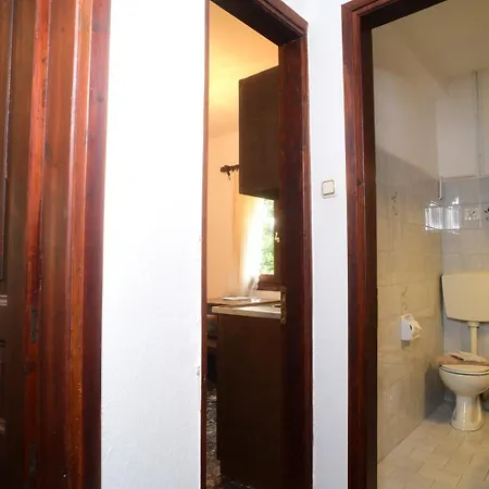Apartament To Kalivi *